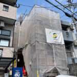 アパート塗装中